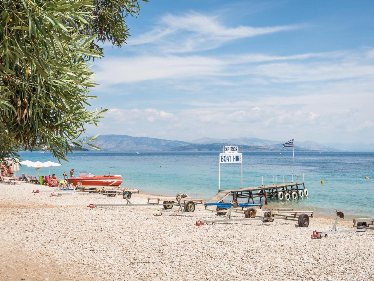 Barbati Beach Bungalow Екстериор снимка